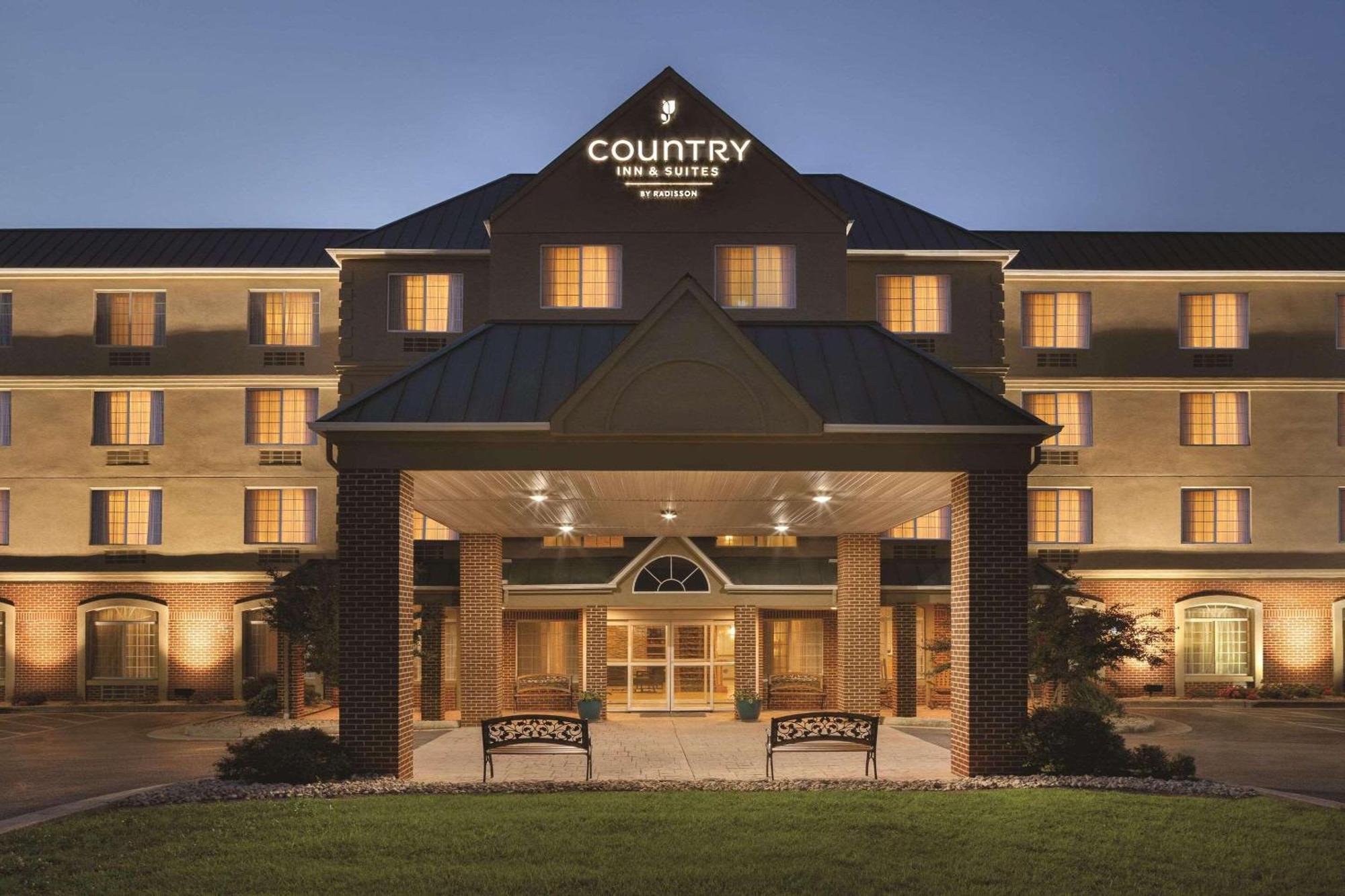 Country Inn & Suites By Radisson, Lexington, Va מראה חיצוני תמונה