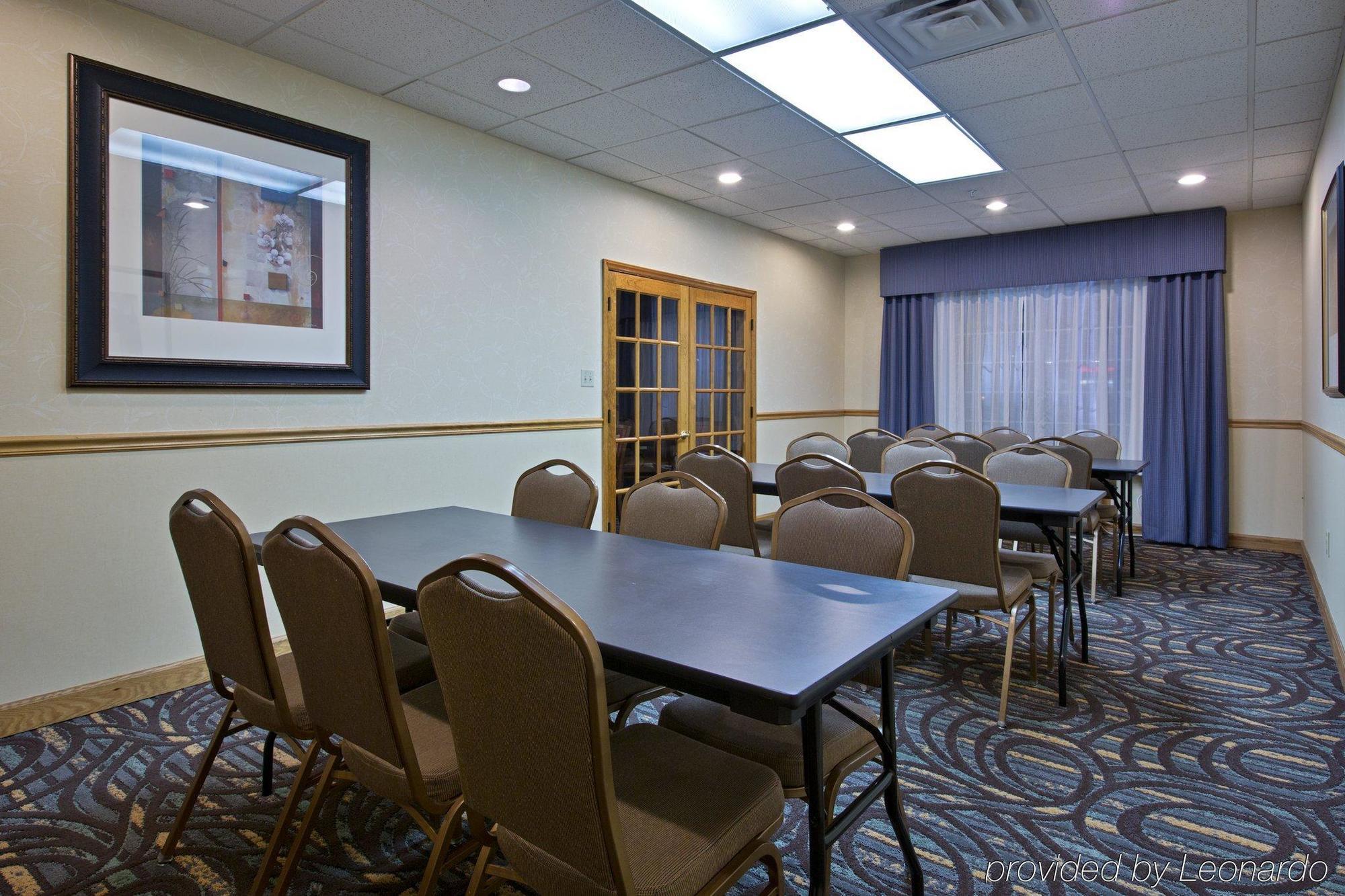 Country Inn & Suites By Radisson, Lexington, Va מראה חיצוני תמונה